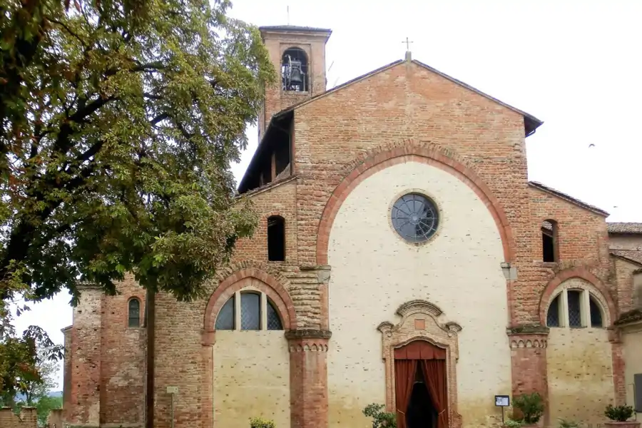 Abbazia di Santa Maria - Facciata