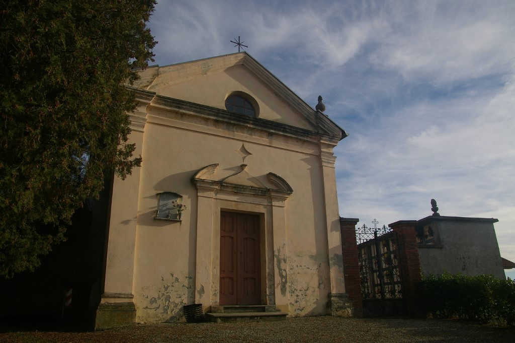 Chiesa Cimiteriale di San Grato - Moriondo Torinese Frazione Lovencito