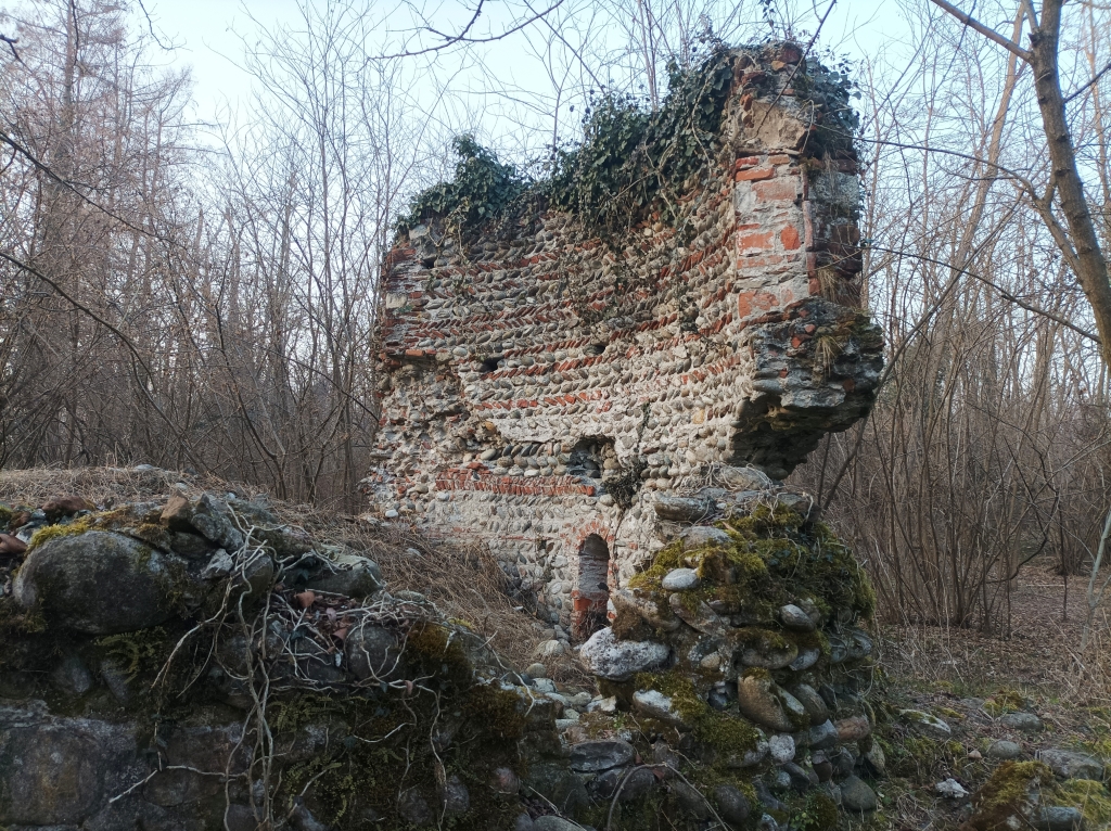 Ruderi Della Cappella di San Giorgio - Gattinara 