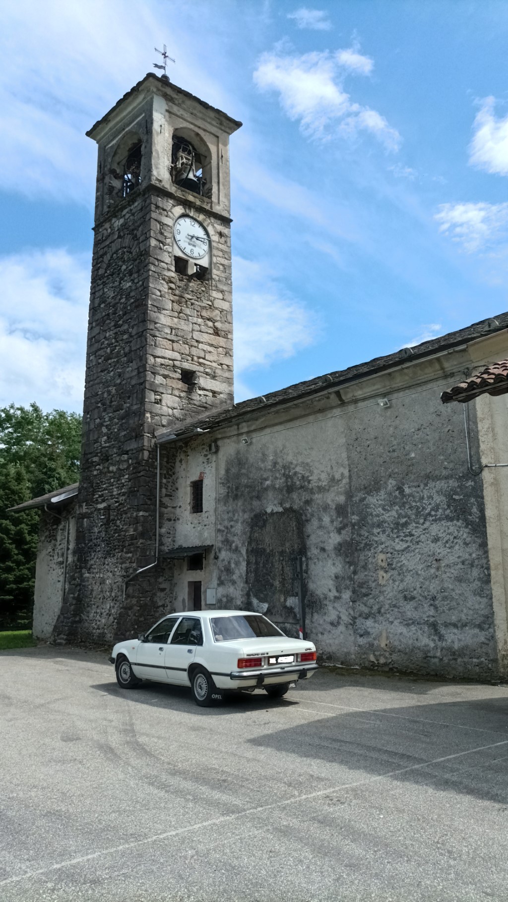 Parrocchiale o Chiesa di San Bonomio Abate - Quarona Frazione Doccio