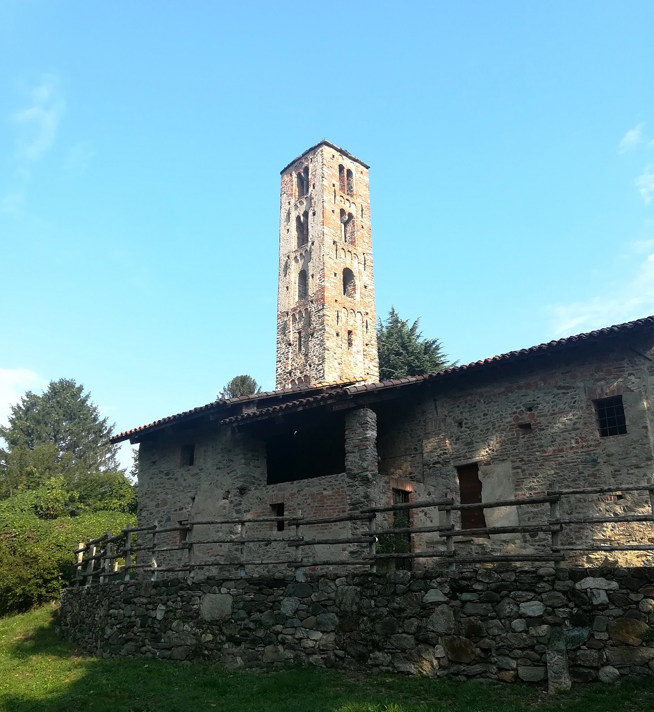 Chiesa dei Santi Pietro e Paolo - Bollengo Frazione Pessano