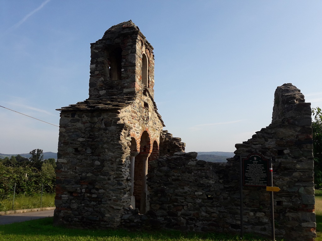 Resti Della Chiesa del Gesion o Gesiun - Piverone 