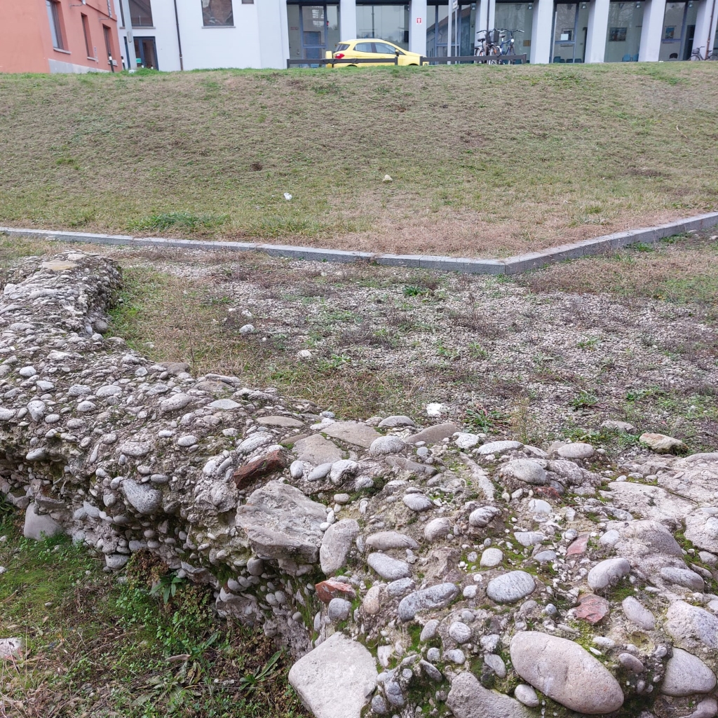 Resti Abside della Chiesa Paleocristiana - Alba 