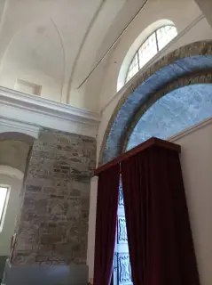 Abside ora ingresso dall'interno - Santuario di Nostra Signora della Bruceta a Cremolino