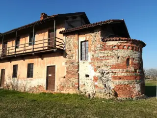 Abside e fianco - Cella di Santa Maria a BrionaFrazione Proh
