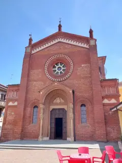 Facciata e campanile - Chiesa di San Pietro a Felizzano