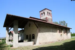 Esterno - Chiesa-oratorio della Santissima Trinità a Momo