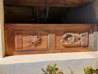 Porta scolpita - Priorato di San Biagio a MondovìFrazione San Biagio