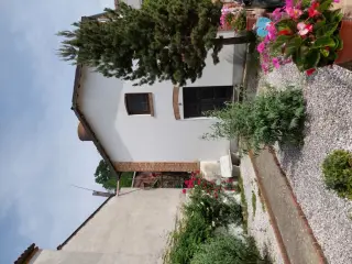 Facciata - Chiesa di San Giovanni a Montaldo Roero