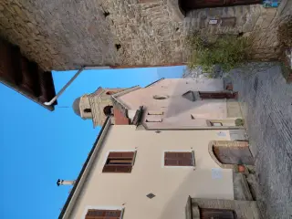 Facciata e campanile - Parrocchiale di San Giorgio a Montechiaro d'Acqui