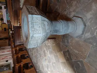 Fonte battesimale degli Zabreri - Parrocchiale di San Michele Arcangelo a Montemale di Cuneo