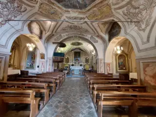 Interno - Parrocchiale di San Michele Arcangelo a Montemale di Cuneo