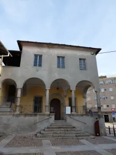 Facciata - Battistero di San Giovanni a Omegna