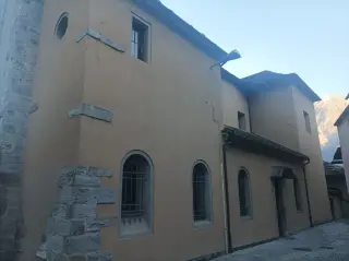 Fianco - Chiesa di San Pietro a Pallanzeno