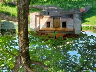 Facciata e portico - Cappella di Sant'Anna a Piasco