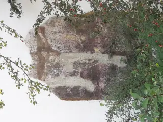 Tracce di crocifissione sulla parte absidale - Chiesa di San Rocco a Piscina