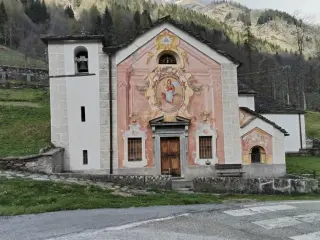 Facciata - Oratorio della Madonna delle Grazie a Rima San Giuseppe