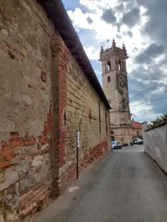 Fianco sinistro - Chiesa di Sant'Antonio a Rosignano Monferrato