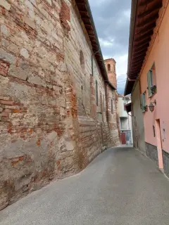 Fianco destro - Chiesa di Sant'Antonio a Rosignano Monferrato