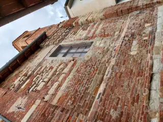 Fianco destro e campanile - Chiesa di Sant'Antonio a Rosignano Monferrato