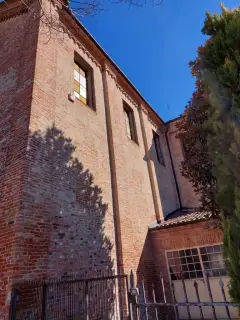 Fianco Destro - Chiesa di San Giulio a San Damiano d'AstiFrazione San Giulio