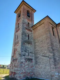 Campanile - Chiesa di San Giulio a San Damiano d'AstiFrazione San Giulio