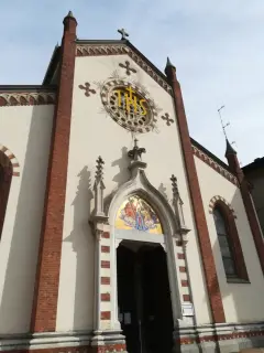 Facciata - Parrocchiale di Santa Maria Assunta a Sandigliano