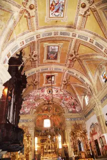 Volta e affreschi - Parrocchiale dei Santi Andrea e Gaudenzio a ValduggiaFrazione Zuccaro