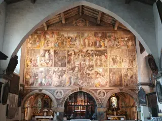 Parete affrescata - Chiesa di Santa Maria delle Grazie a Varallo