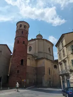 Vista - Campanile di Santa Caterina o di San Secondo o Torre Rossa a Asti