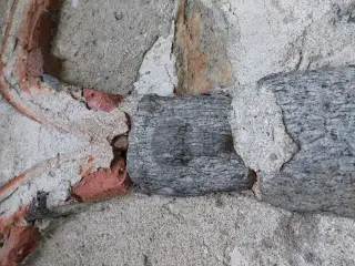 Peduccio scolpito - Oratorio di San Giacomo al Basso a VerbaniaFrazione Fondotoce