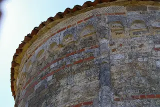 Abside particolare sculture - Chiesa Cimiteriale di San Martino a Montafia