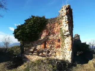 Abside - Ruderi della Pieve di San Lorenzo a Gattinara