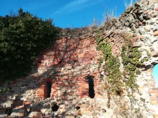 Abside - Ruderi della Pieve di San Lorenzo a Gattinara