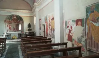 Vista interno - Chiesa della Madonna della Neve o San Pietro a CureggioFrazione Marzalesco