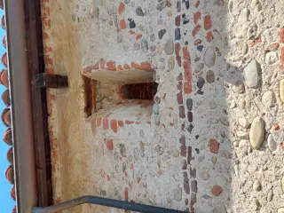 Monofora tamponata - Cappella o Santuario di Madonna Lunga o Vergine Assunta a Montanera