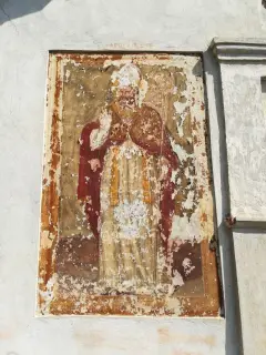 Affresco in facciata - Oratorio di Sant'Apollinare a Carpignano Sesia