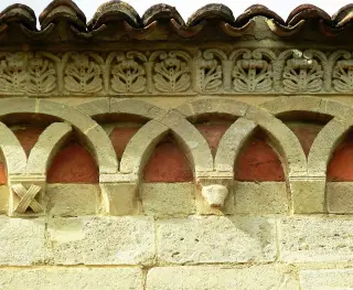 Archetti pensili - Pieve o Chiesa Cimiteriale di San Lorenzo a Montiglio Monferrato