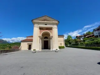 Vista - Santuario della Madonna dei Laghi a Avigliana
