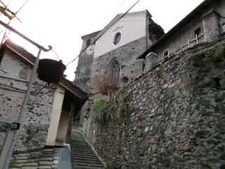 Finestra gotica - Prevostura di San Gilles o Sant'Egidio a Verrès