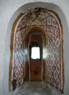 Monofora - Chiesa di Santa Maria Assunta o Saint-Roch o Castro Argenteo a VilleneuveFrazione Saint-Roch