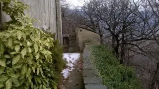 Fianco - Santuario della Madonna delle Nevi a ArnadFrazione Machaby