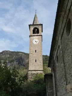 Campanile - Chiesa di Santa Maria al Borgo o Natività di Maria a MontjovetFrazione Borgo