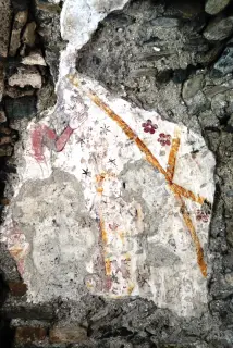 Tracce di affreschi - Cappella Castrense di San Maurizio a Saint-DenisFrazione Cly