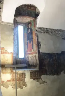 Sirena Bicaudata, blemma e Santa Maria Maddalena - Cappella della Vergine e San Giovanni Evangelista a Saint-PierreFrazione Castello Sarriod de la Tour