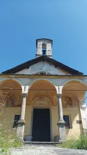 Facciata - Chiesa della Madonna dell'Assunta a Arola