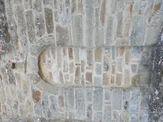 Porta tamponata - Chiesa Cimiteriale di Sant'Antonino a Perletto