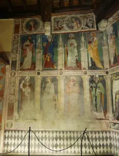 Affreschi con santi e apostoli - Cappella del Castello a Fénis