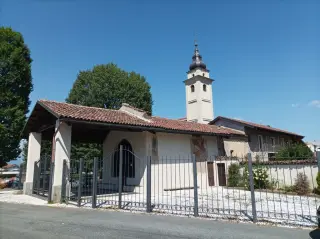 Fianco, affreschi e archetti pensili - Chiesa della Madonna della Stella a Pianezza