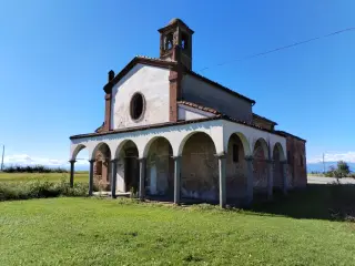 Facciata - Chiesa di San Giovanni Battista alla Colombara a Livorno FerrarisFrazione Colombara